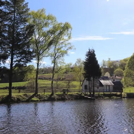 Moulin Renove Avec Etang Prive, Nature Preservee Proche Cantal Et Lot, Ideal Pour Activites Plein Air. - Fr-1-742-269 *