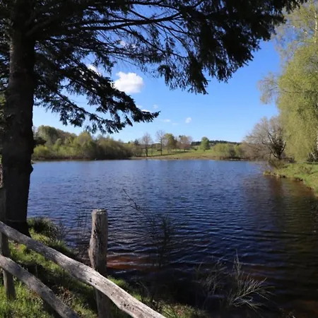 Moulin Renove Avec Etang Prive, Nature Preservee Proche Cantal Et Lot, Ideal Pour Activites Plein Air. - Fr-1-742-269 Parlan