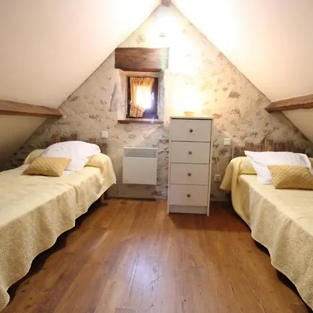 Moulin Renove Avec Etang Prive, Nature Preservee Proche Cantal Et Lot, Ideal Pour Activites Plein Air. - Fr-1-742-269 Parlan
